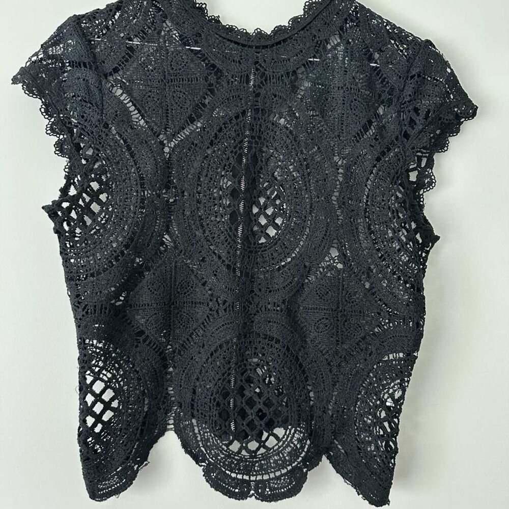 No-brand Women's Black Crop-top